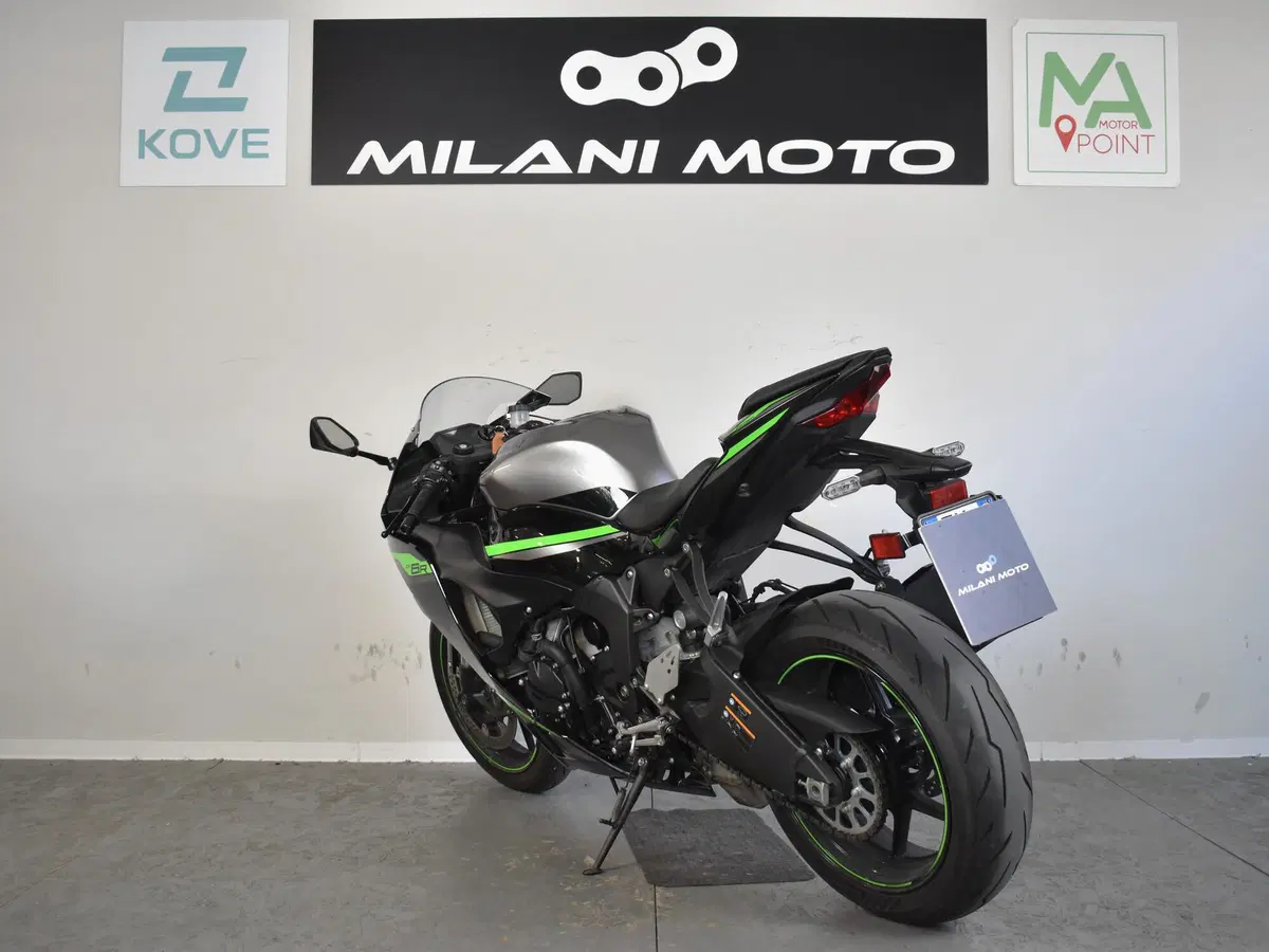 Kawasaki Ninja 636 ZX-6R (2024 - 26) (5)