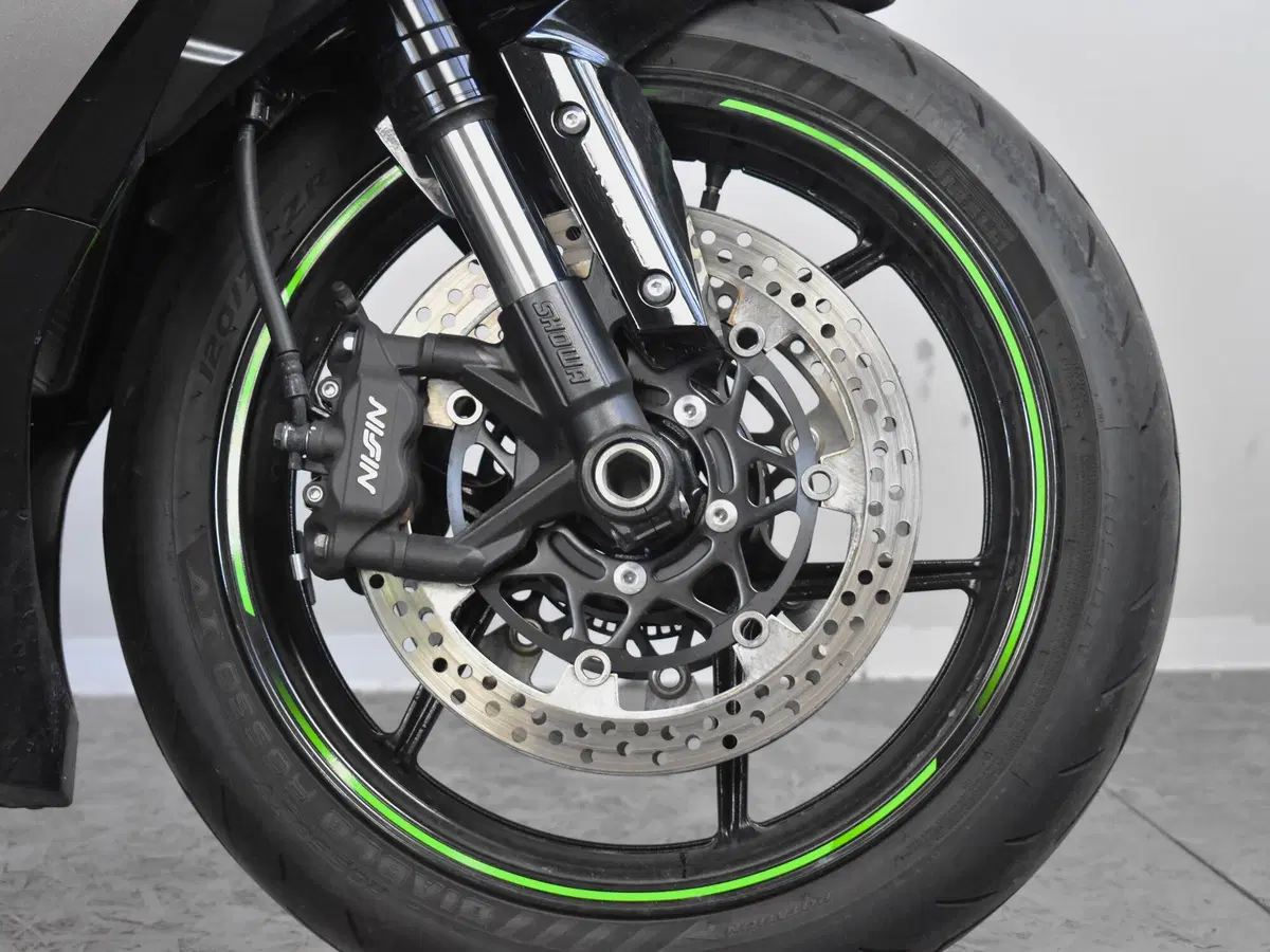 Kawasaki Ninja 636 ZX-6R (2024 - 26) (11)