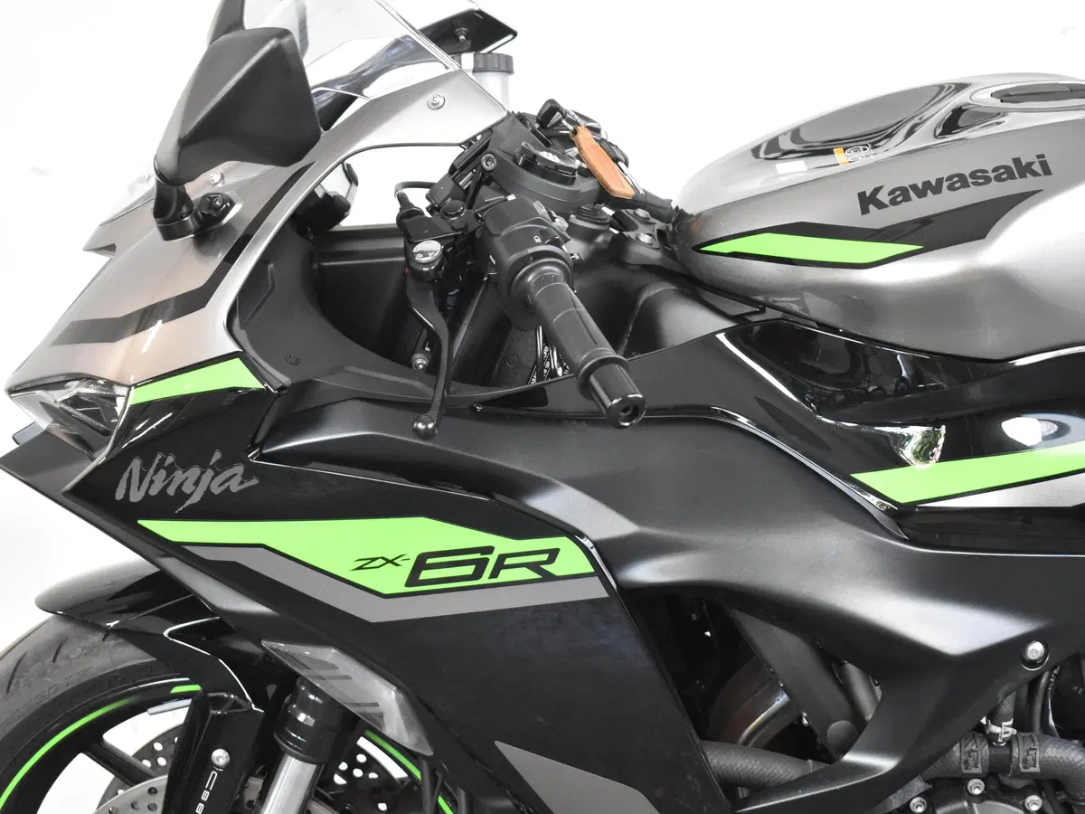 Kawasaki Ninja 636 ZX-6R (2024 - 26) (15)