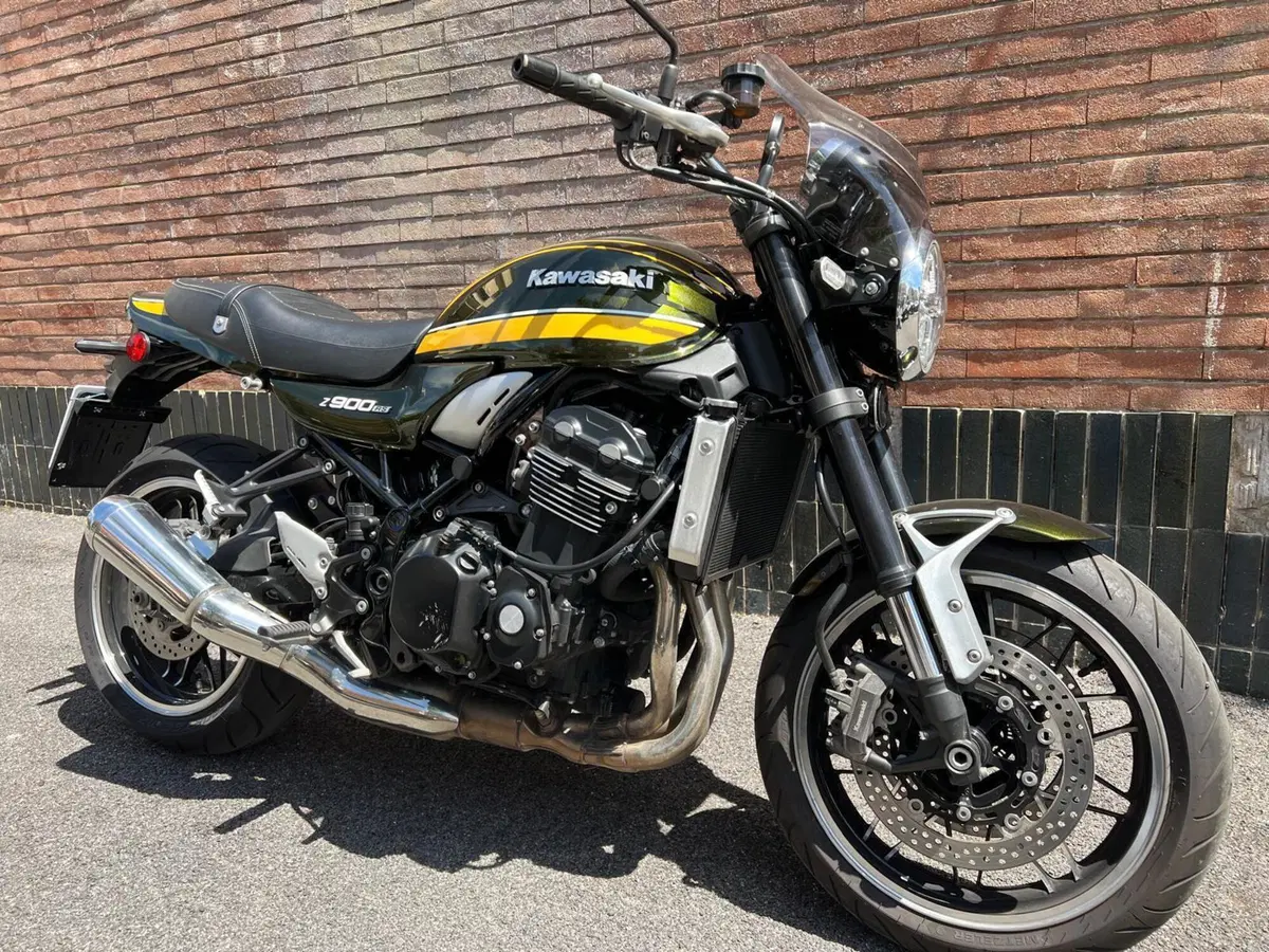 Kawasaki Z 900 RS (2021) (3)