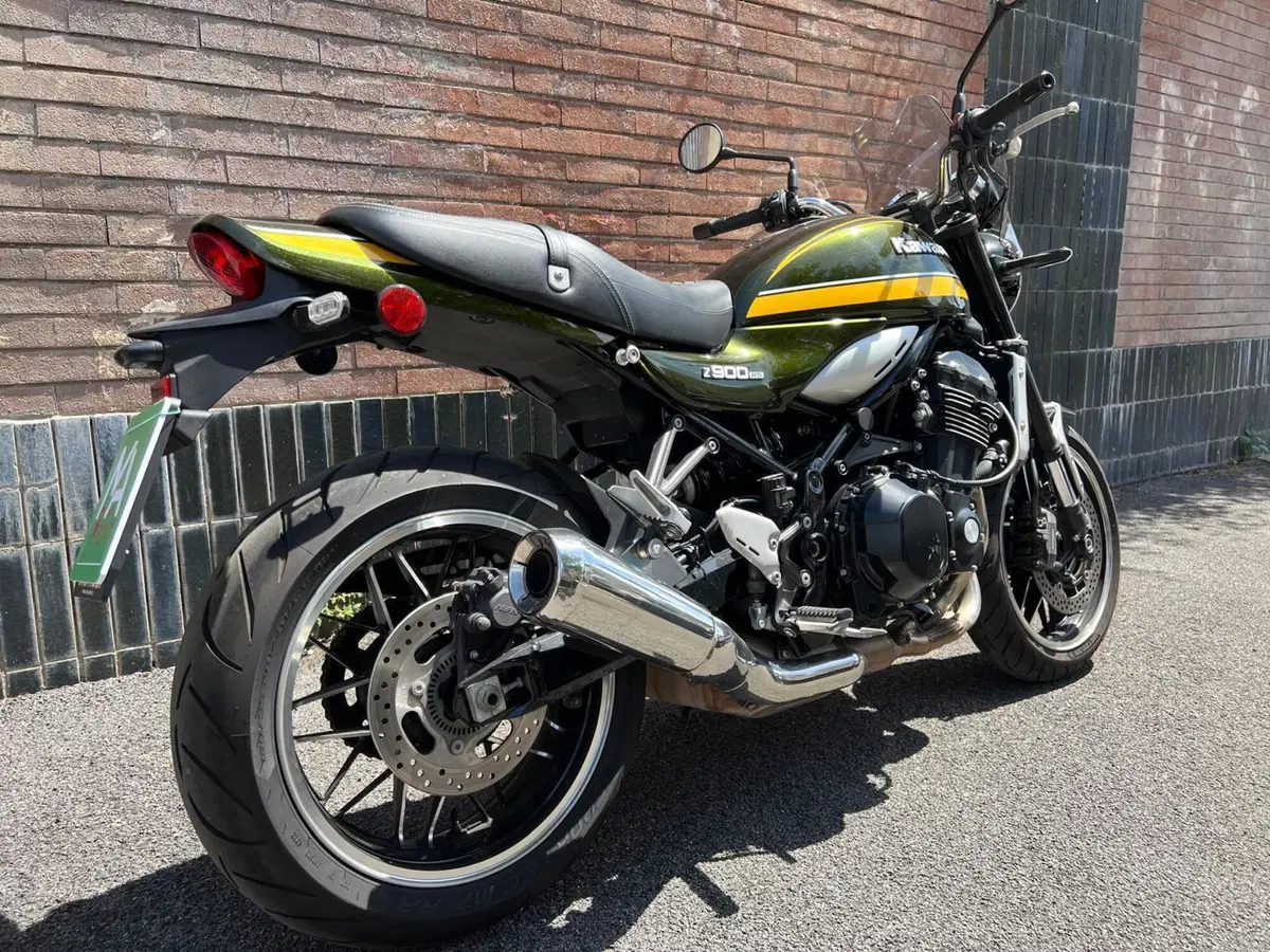 Kawasaki Z 900 RS (2021) (9)