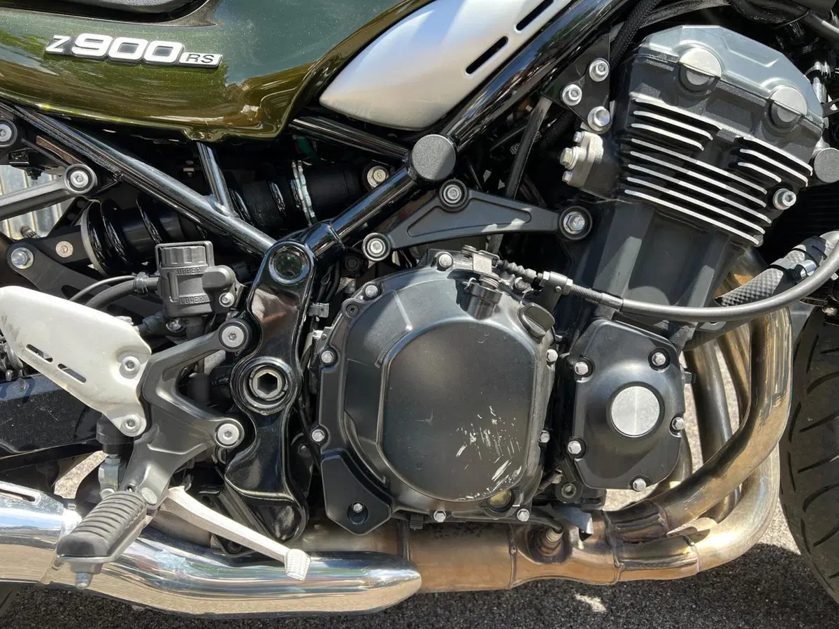Kawasaki Z 900 RS (2021) (10)