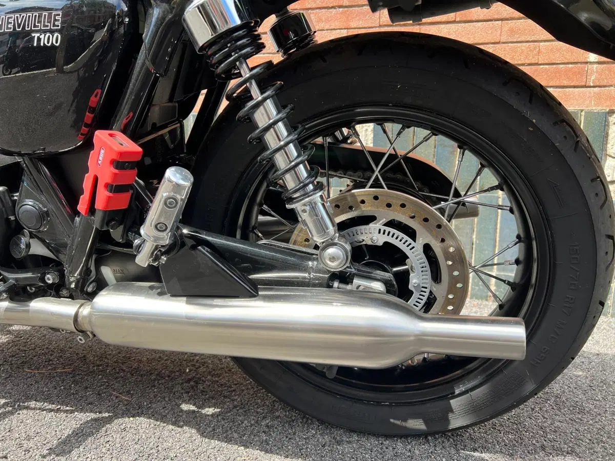 Triumph Bonneville T100 (2021 - 25) (15)