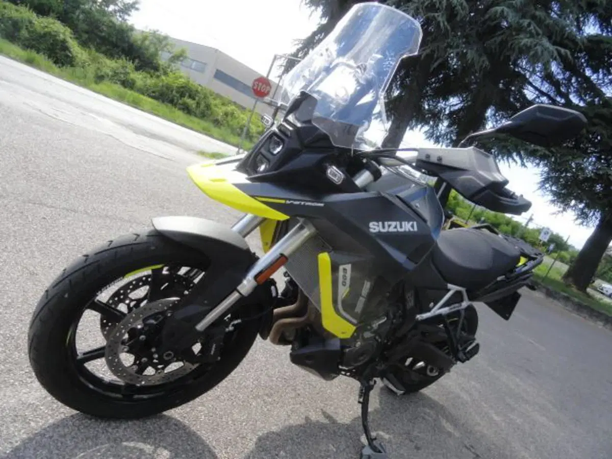 Suzuki V-Strom 800SE (2025 - 26) (4)