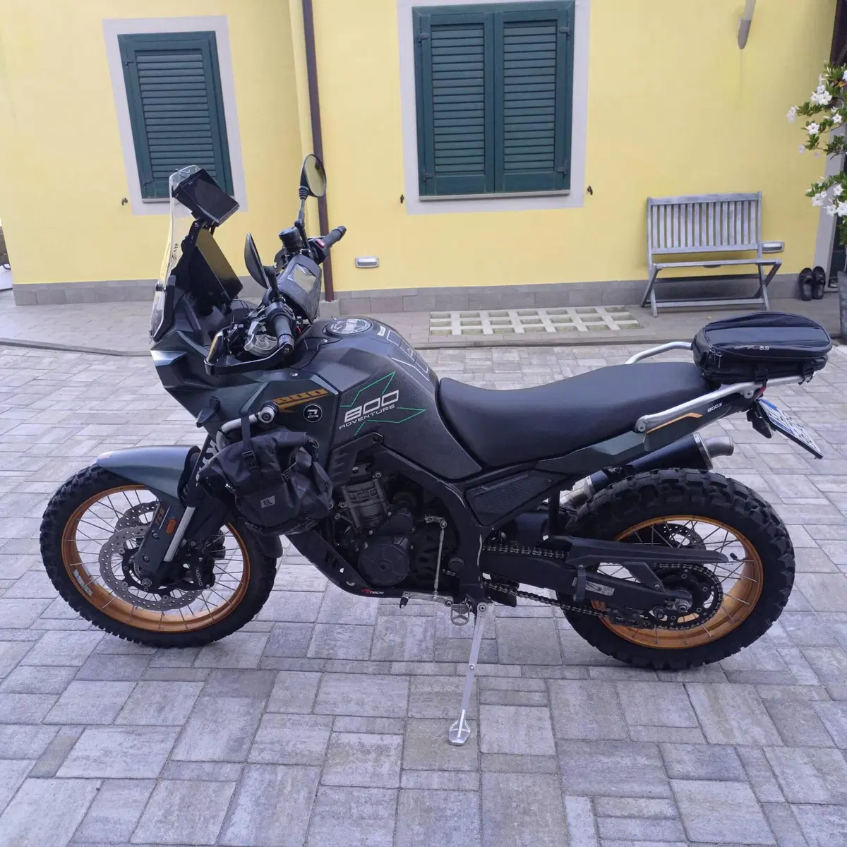 Kove 800X Pro (2024 - 25) (3)
