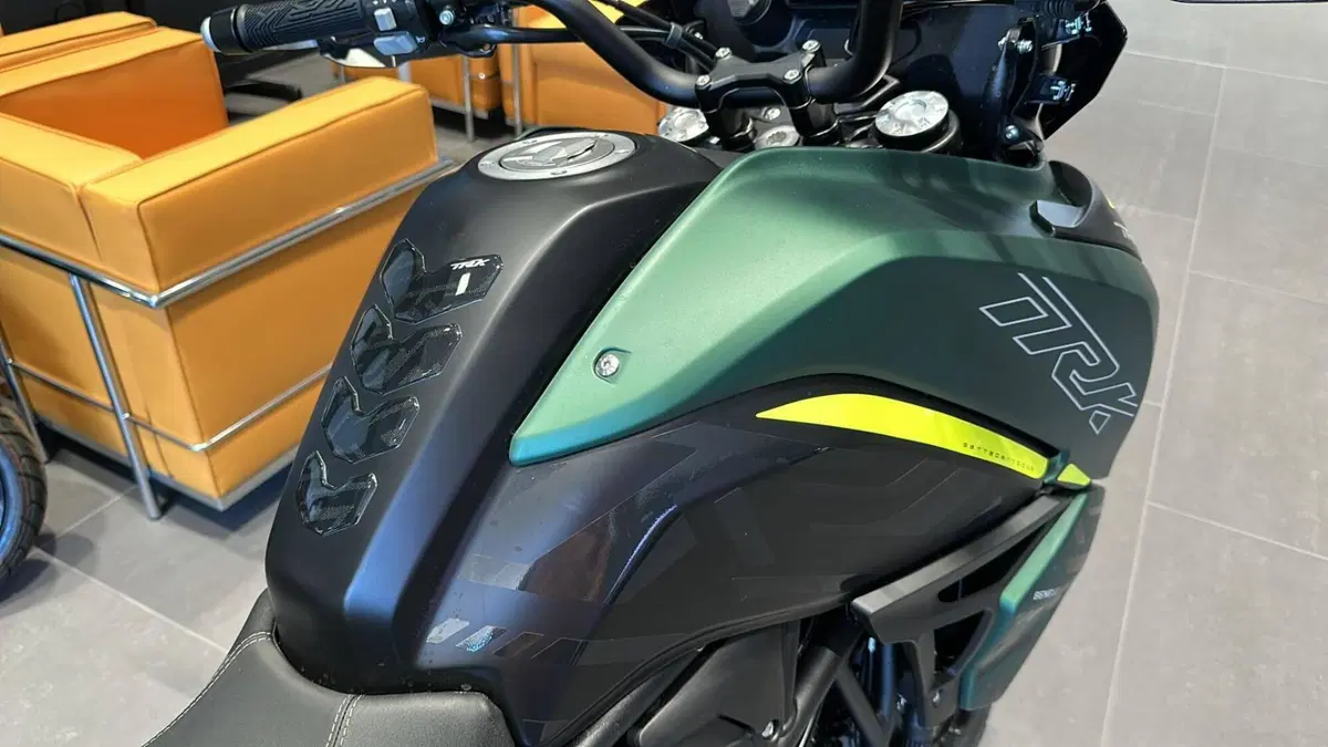 Benelli TRK 702 (2023 - 25) (5)