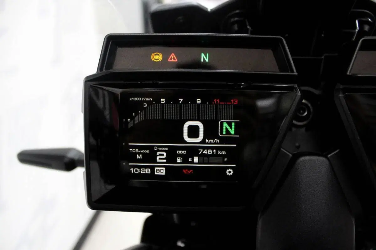 Yamaha Tracer 9 (2021 - 24) (6)
