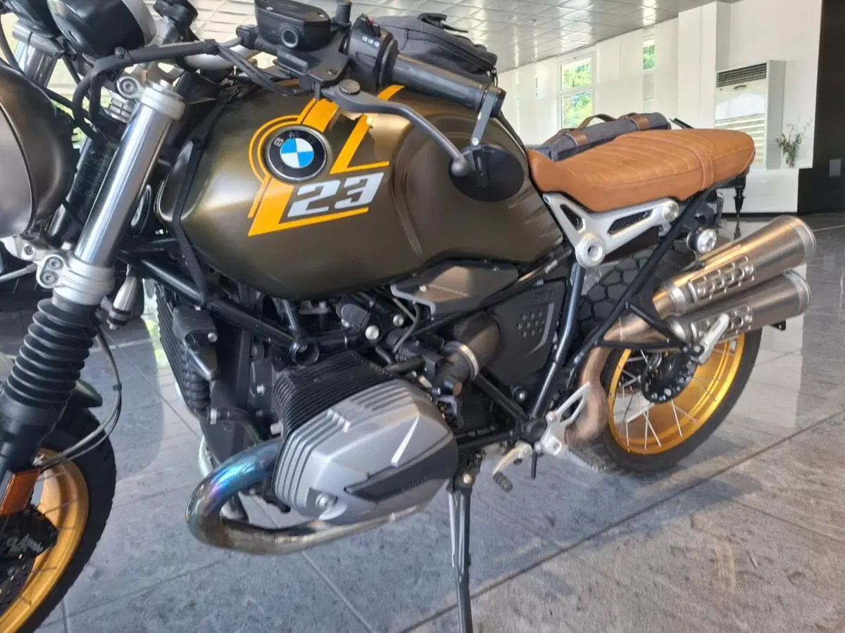 Bmw R nineT Scrambler (2021 - 24) (2)