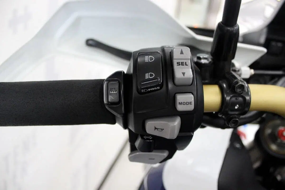 Honda Africa Twin CRF 1000L Adventure Sports DCT (2018 - 19) (7)