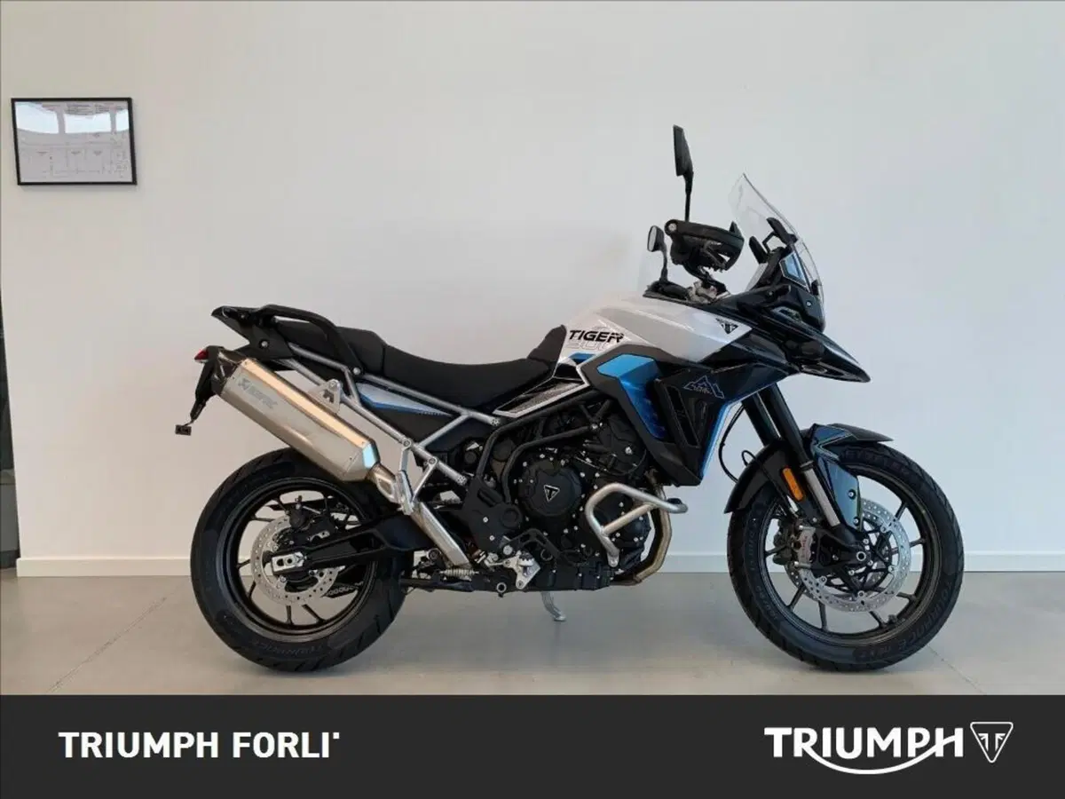 Triumph Tiger 900 Alpine Special Edition (2026)