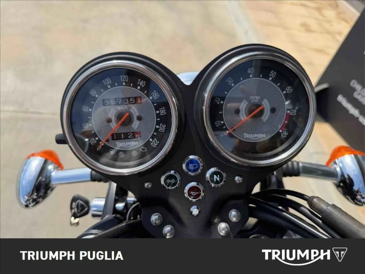 Triumph Bonneville SE (2009 - 13) (4)