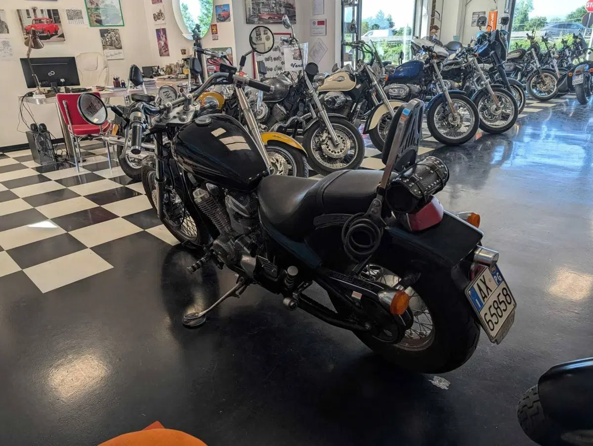Honda VT 600 C Shadow (1989 - 02) (3)