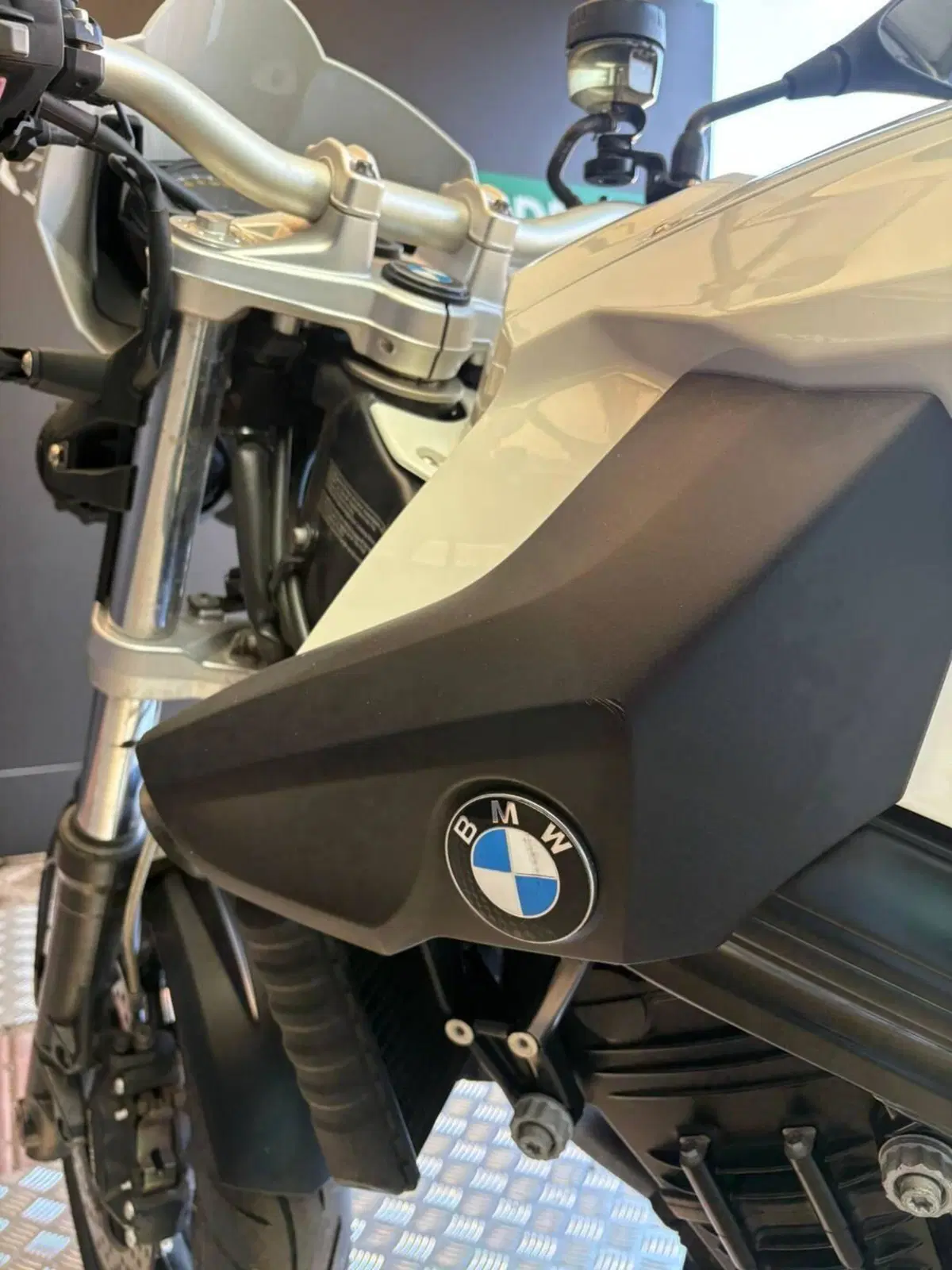 Bmw F 800 R (2009 - 11) (11)