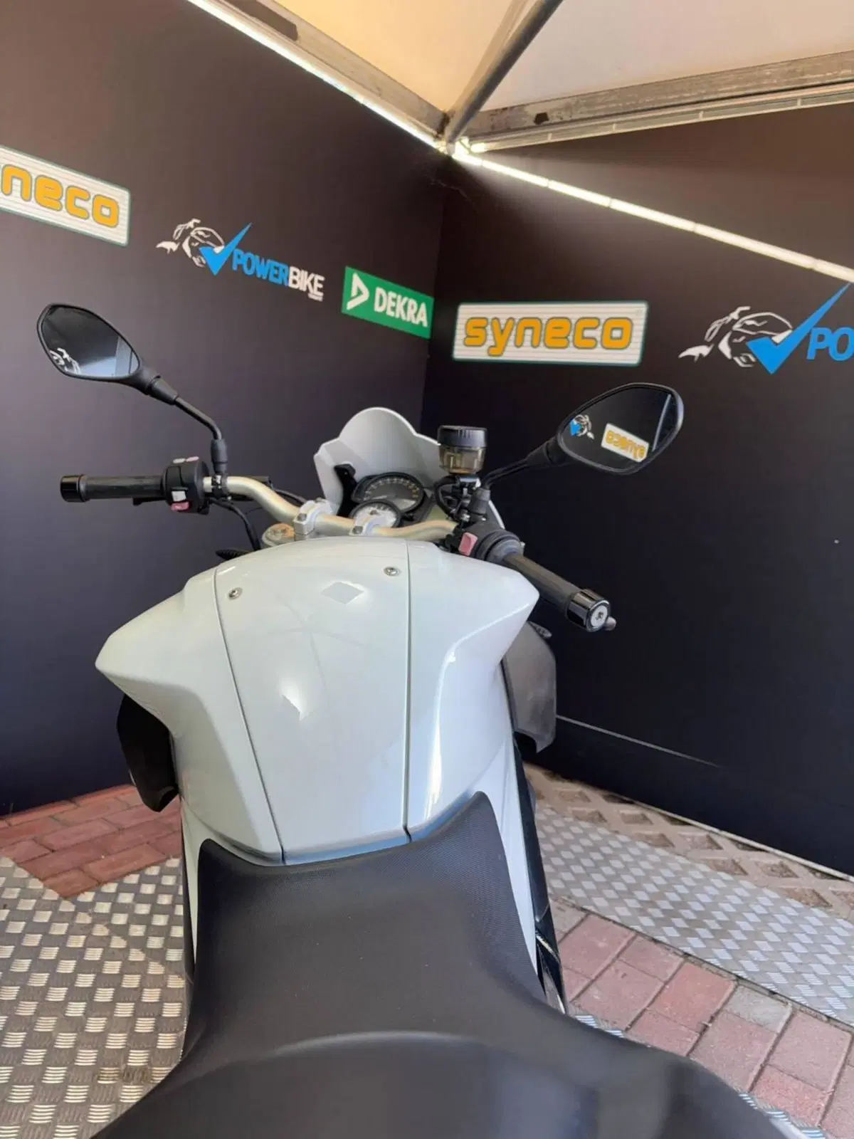 Bmw F 800 R (2009 - 11) (18)