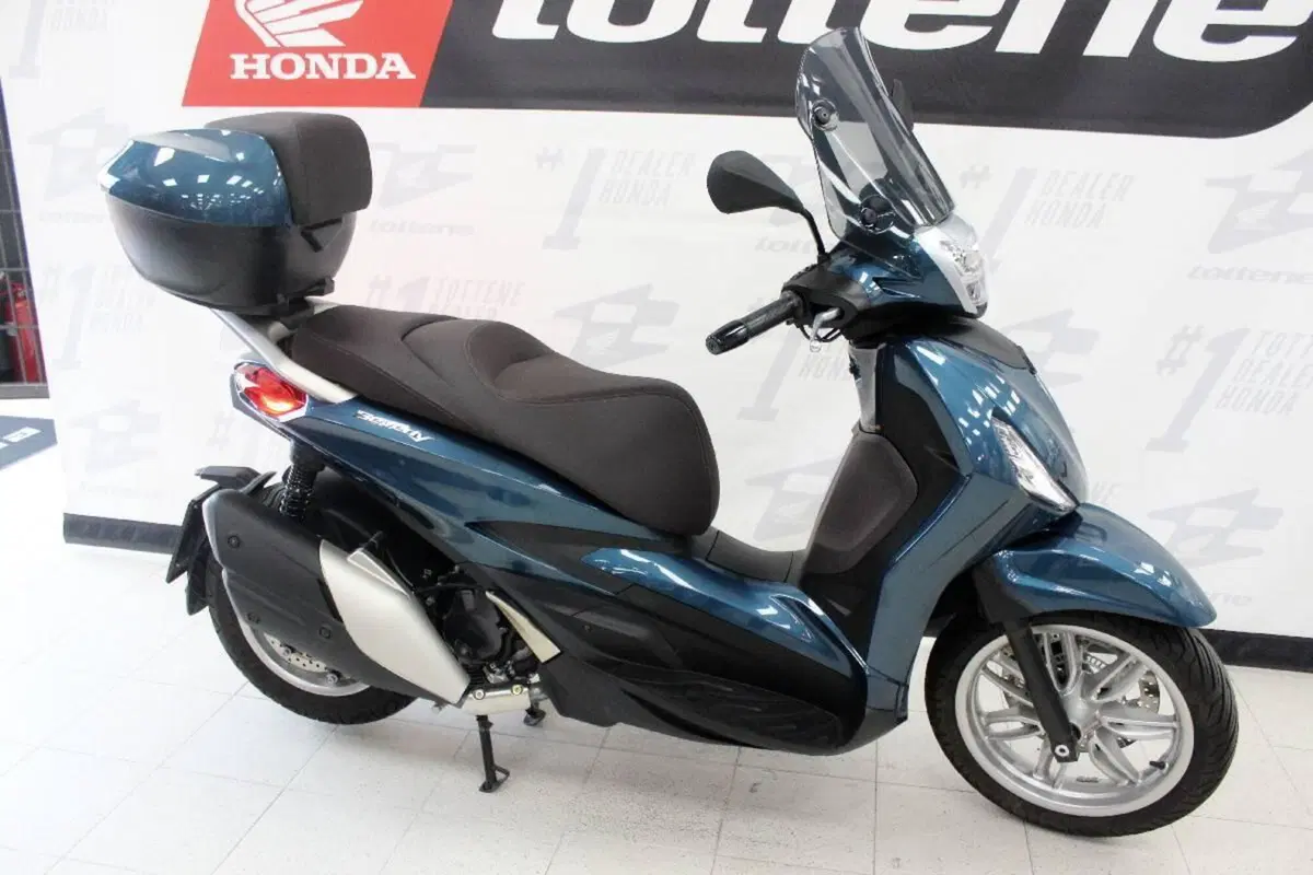 Piaggio Beverly 400 ABS-ASR (2021 - 24) (3)