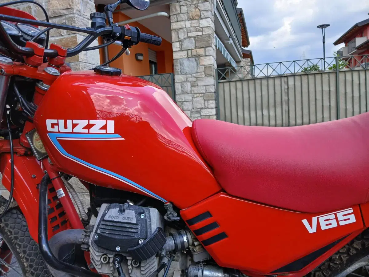 Moto Guzzi V 65 TT (1985 - 89) (3)