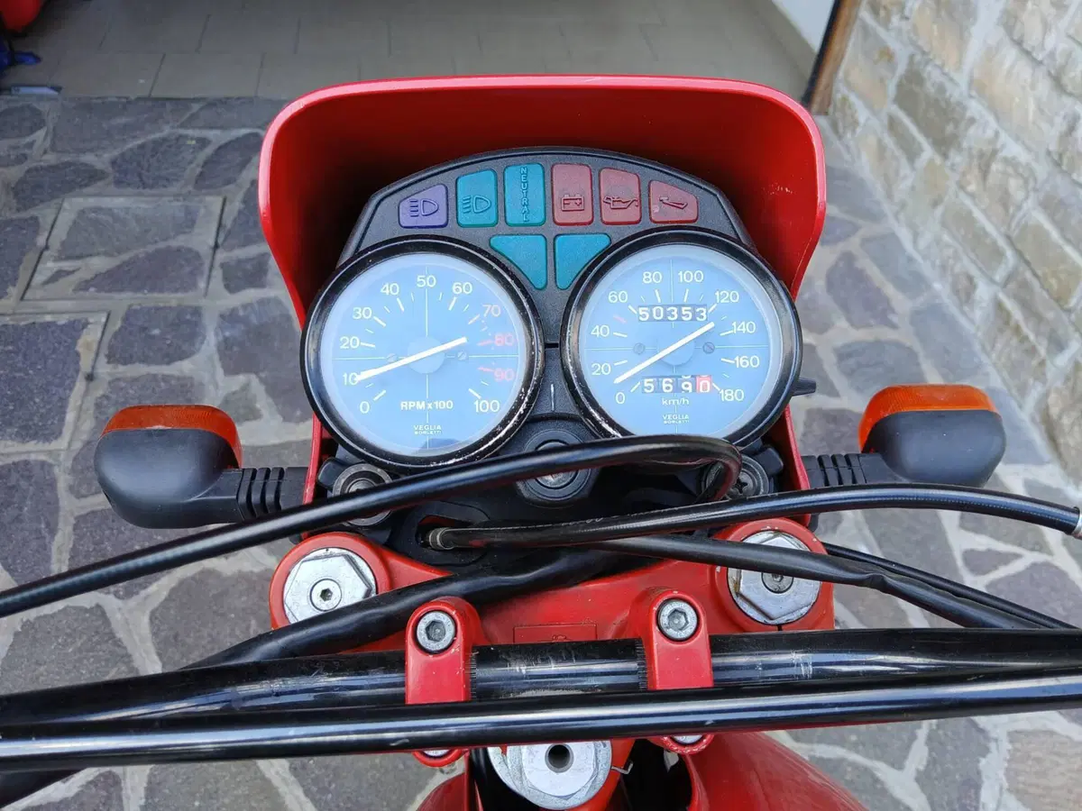 Moto Guzzi V 65 TT (1985 - 89) (4)