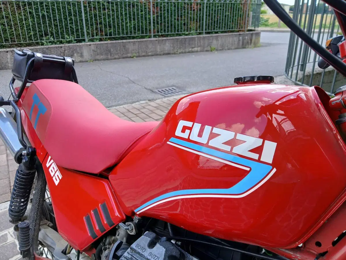 Moto Guzzi V 65 TT (1985 - 89) (6)