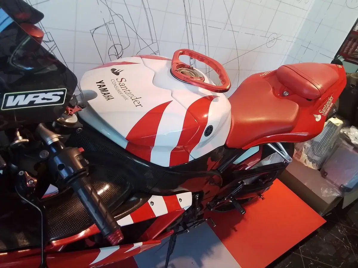 Yamaha YZF R1 (2009 - 11) (3)