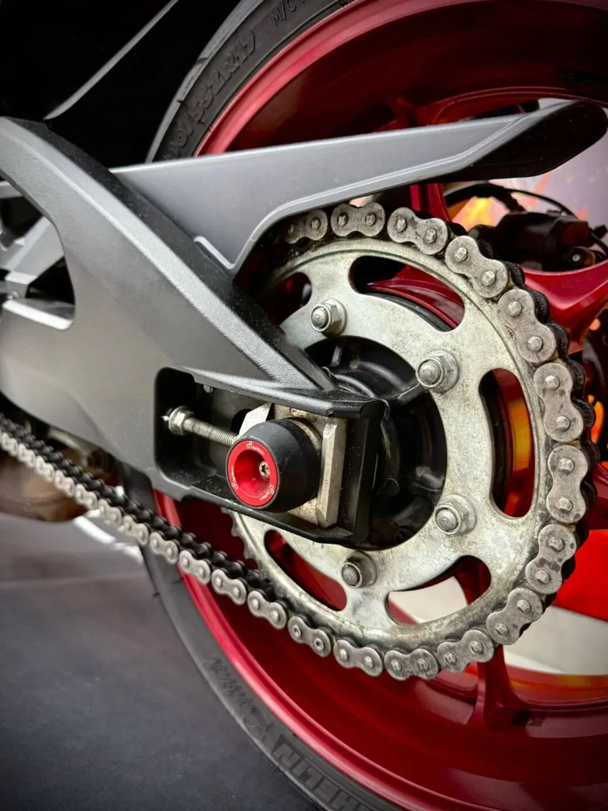 Suzuki GSX-R1000 (2017 - 18) (11)