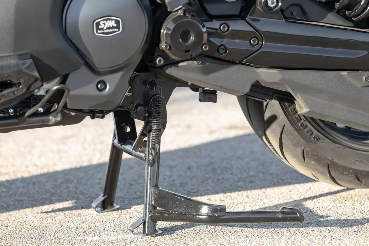 SYM TTLBT: la moto da viaggio che si finge scooter (o forse il contrario) [VIDEO] (9)