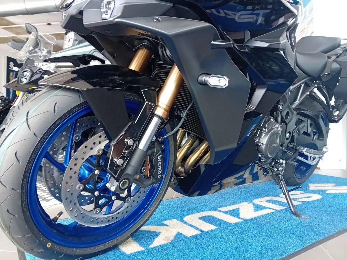 Suzuki GSX-S1000GT (2025 - 26) (7)