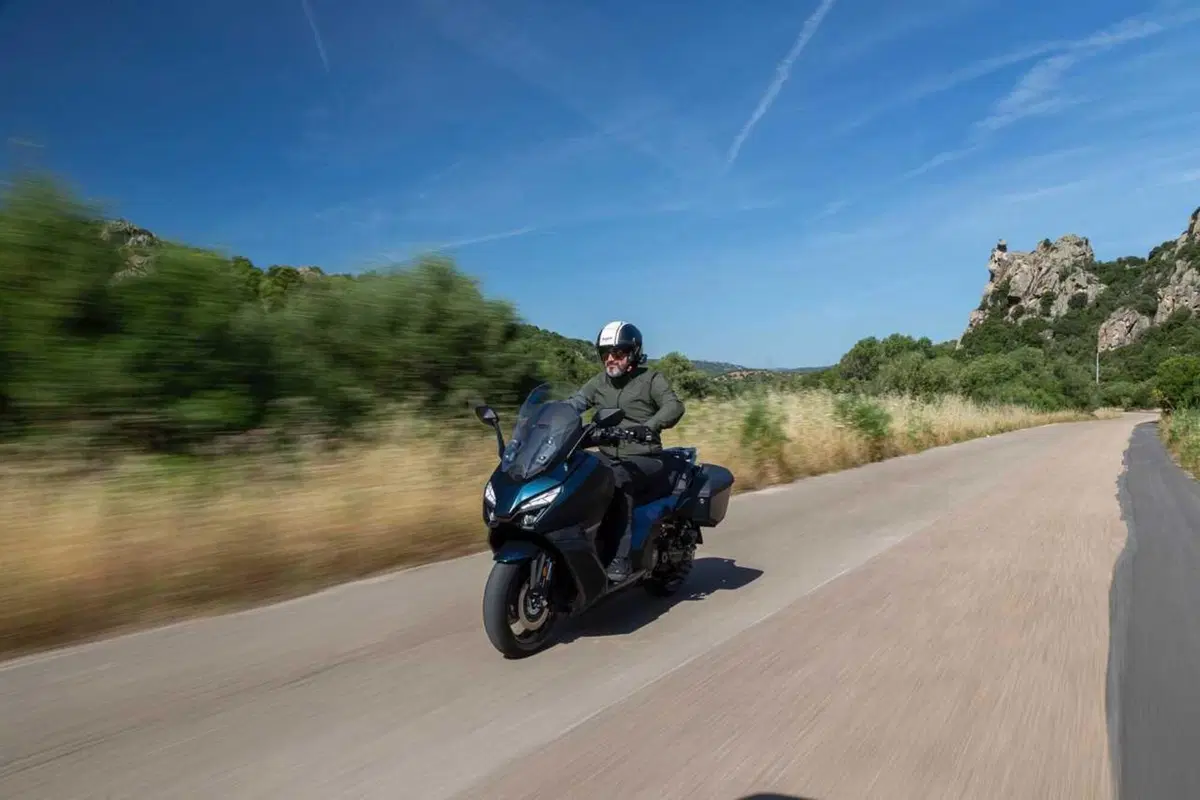 SYM TTLBT: la moto da viaggio che si finge scooter (o forse il contrario) [VIDEO] (18)