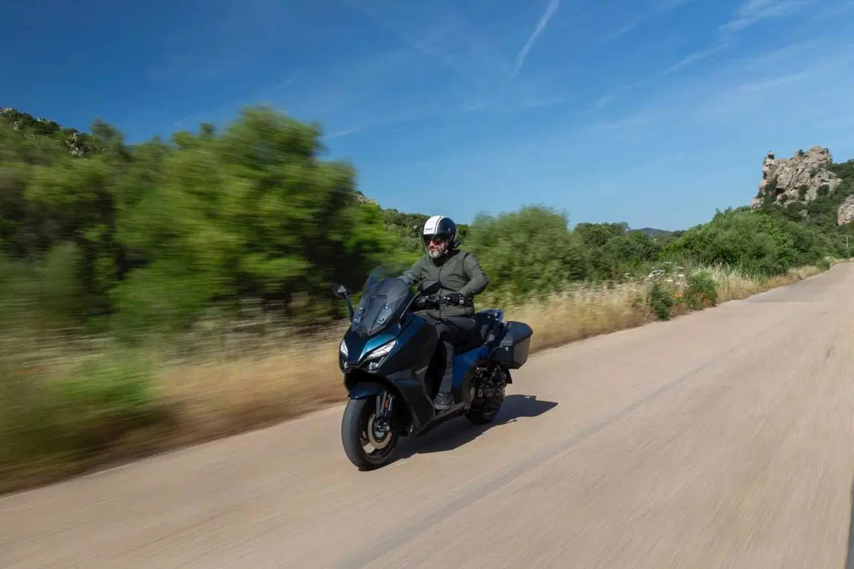 SYM TTLBT: la moto da viaggio che si finge scooter (o forse il contrario) [VIDEO] (20)