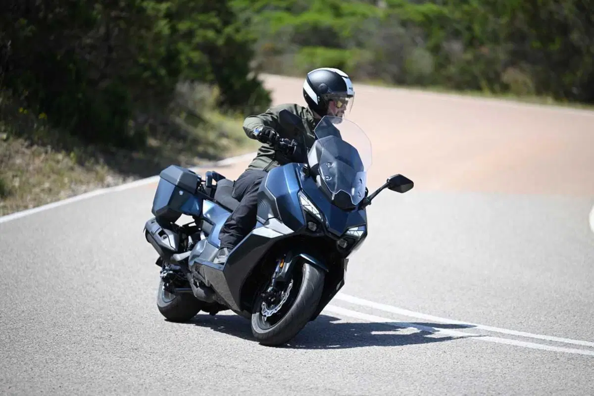 SYM TTLBT: la moto da viaggio che si finge scooter (o forse il contrario) [VIDEO] (27)