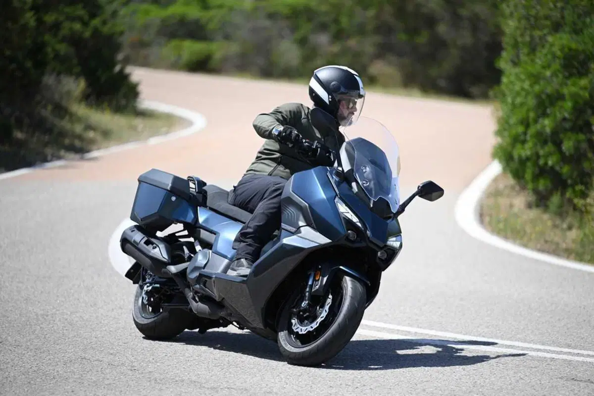 SYM TTLBT: la moto da viaggio che si finge scooter (o forse il contrario) [VIDEO] (29)