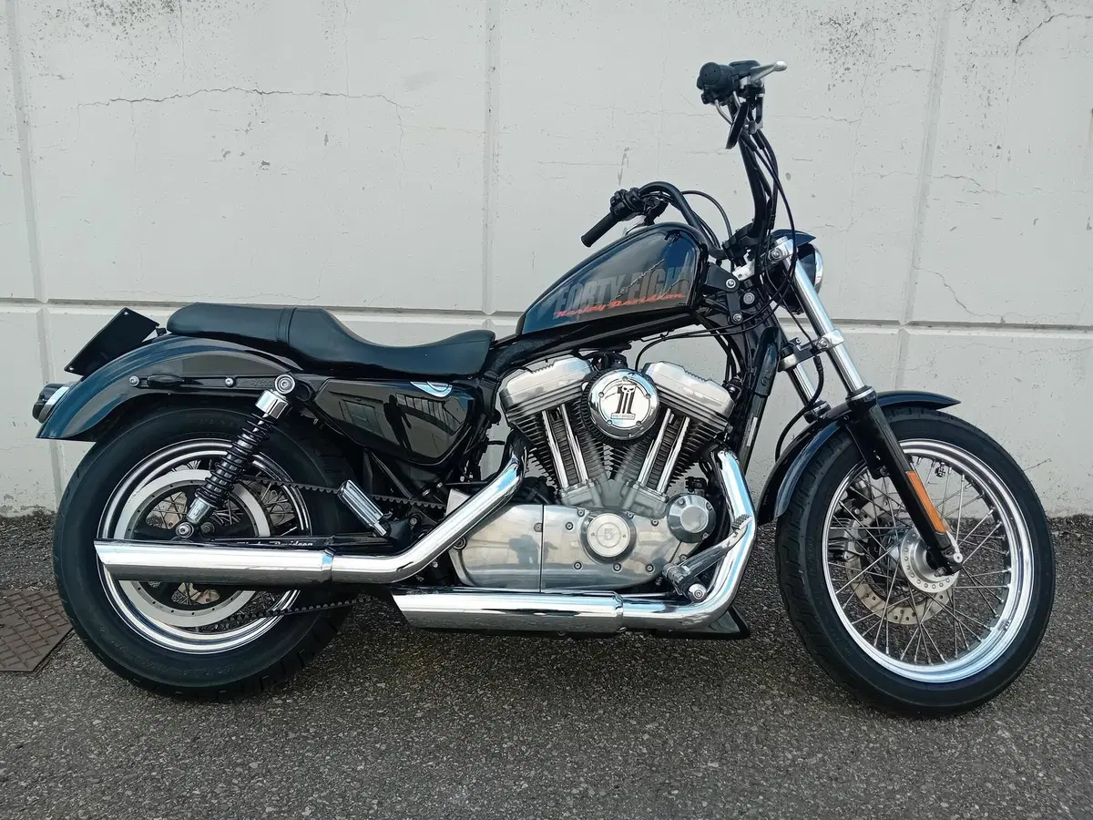 Harley-Davidson 883 Low (2006 - 07) - XL 883L