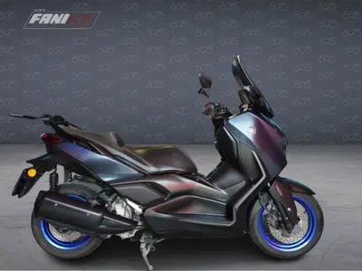 Yamaha X-Max 300 (2021 - 24) usata