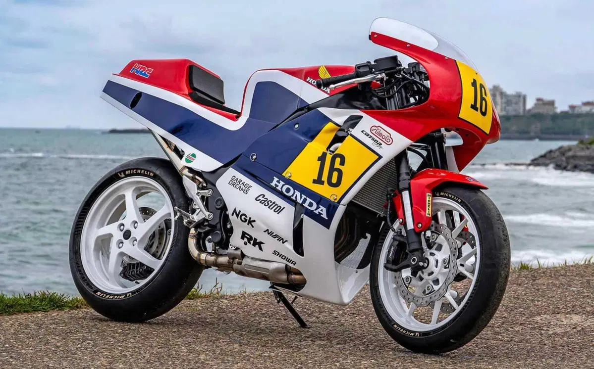 Honda CB 750 R Last Lap: una custom che rievoca gli anni ‘80 e omaggia Freddie Spencer [GALLERY] (3)