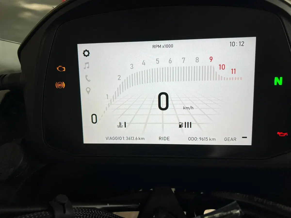 Moto Morini X-Cape 650 (2021 - 26) (4)