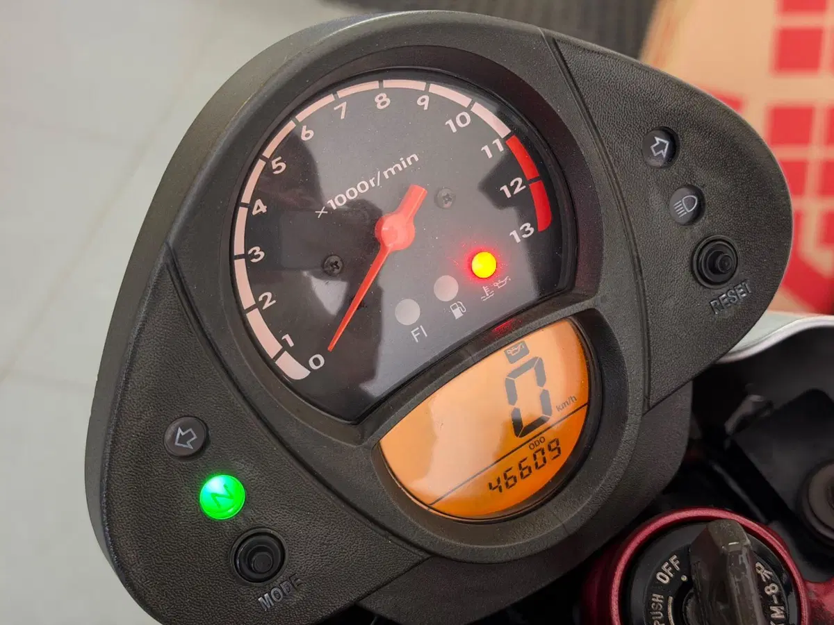 Kawasaki ER-6N (2006 - 09) (10)