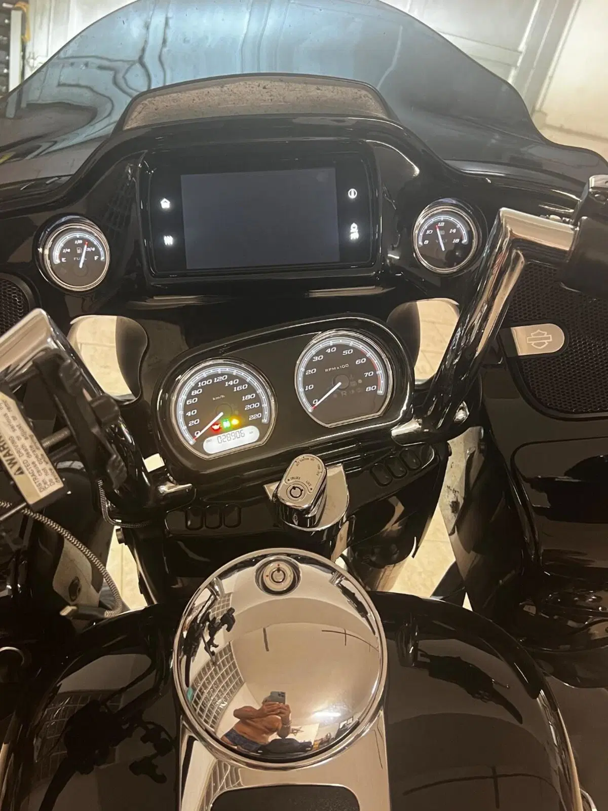 Harley-Davidson 114 Road Glide Ultra (2019) - FLTRXU (8)