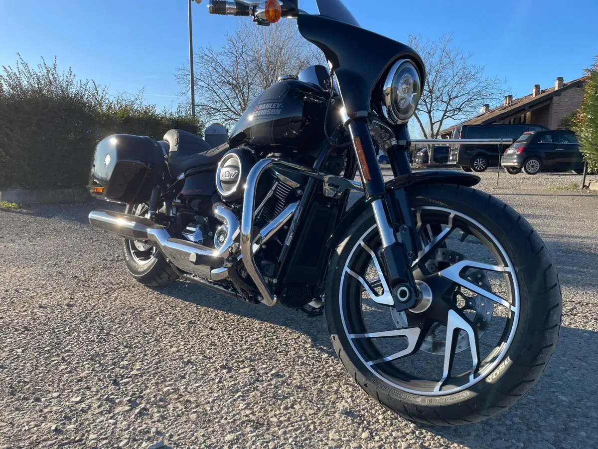 Harley-Davidson Sport Glide (2021 - 25) (6)