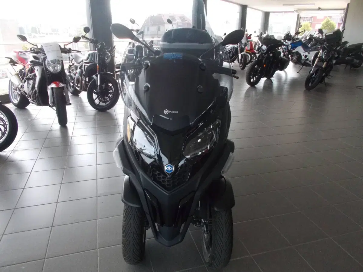 Piaggio MP3 400 Sport Hpe (2025 - 26)