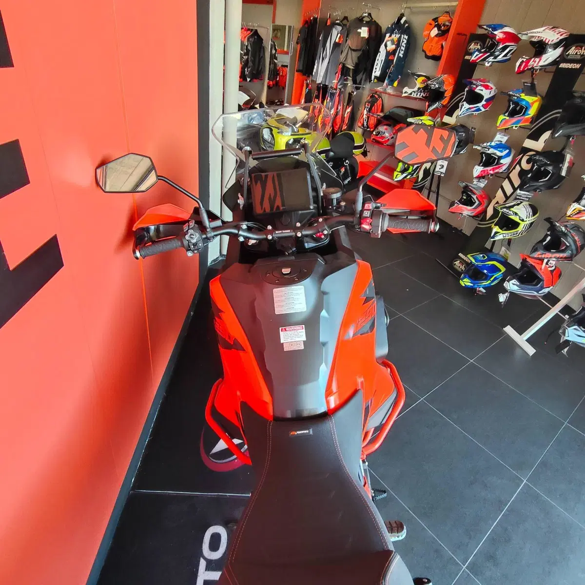 KTM 1290 Super Adventure S (2022 - 25) (3)