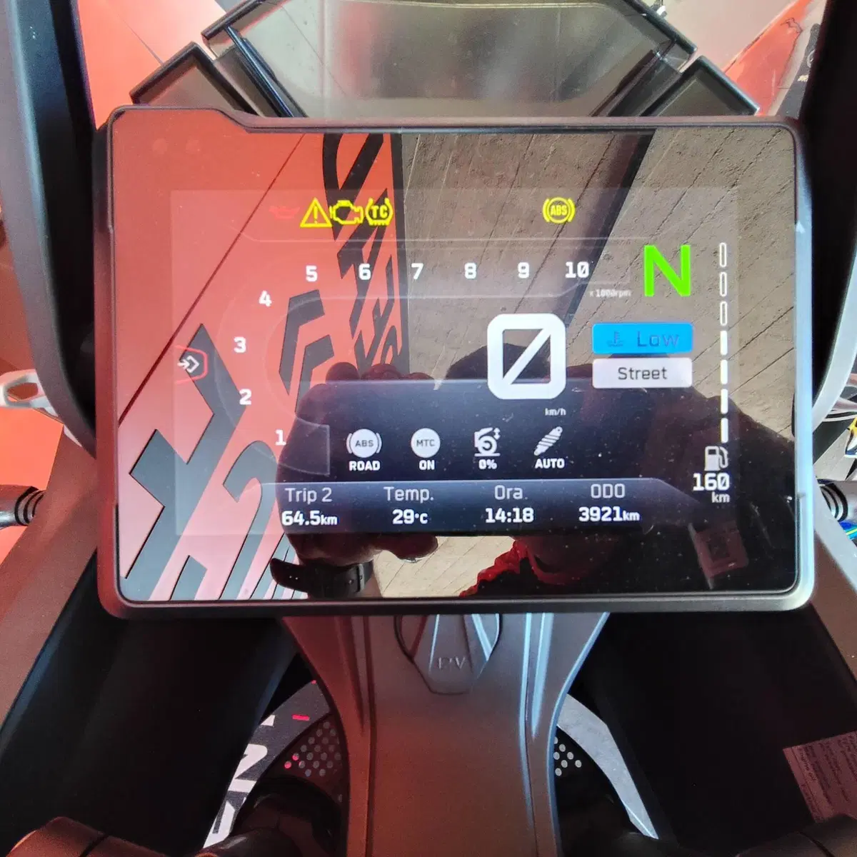 KTM 1290 Super Adventure S (2022 - 25) (4)