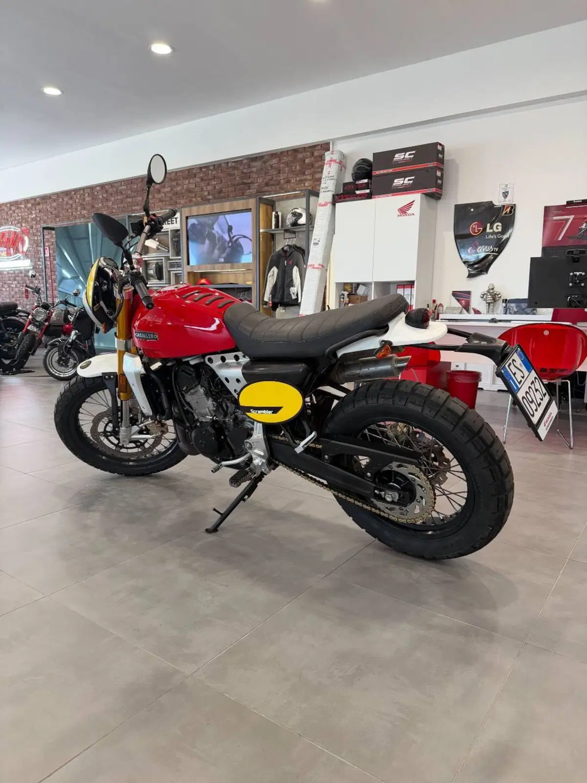 Fantic Motor Caballero 500 Scrambler 4T (2018 - 21) (4)