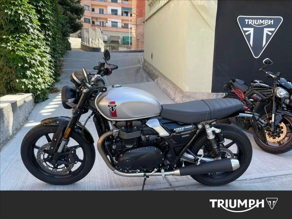 Triumph Speed Twin 900 (2025 - 26) (2)