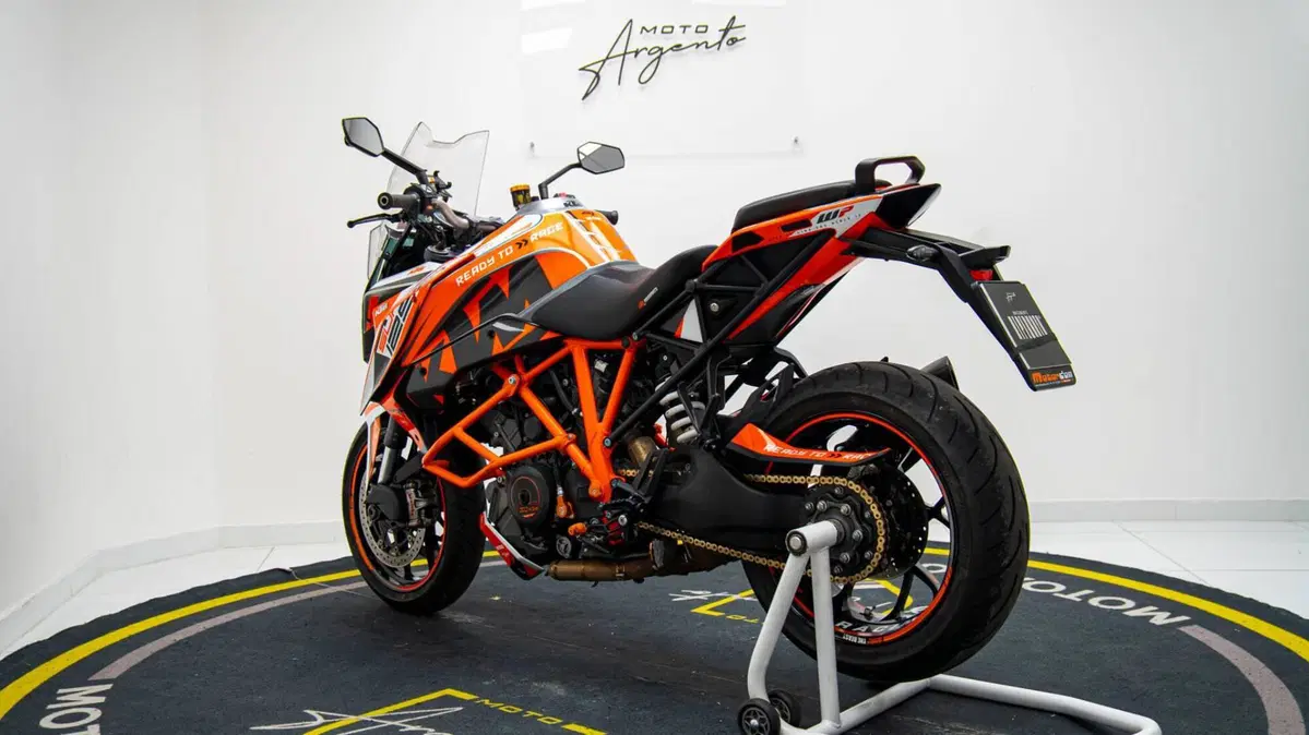 KTM 1290 Super Duke GT ABS (2016 - 18) (6)