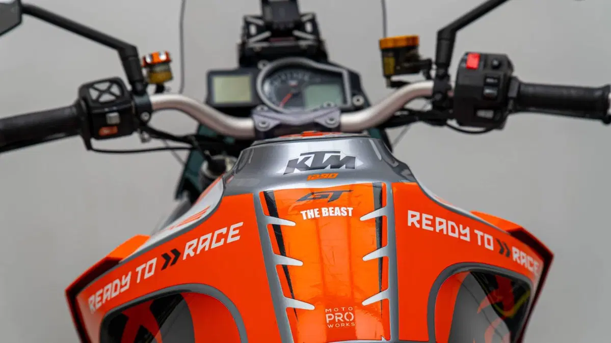 KTM 1290 Super Duke GT ABS (2016 - 18) (15)