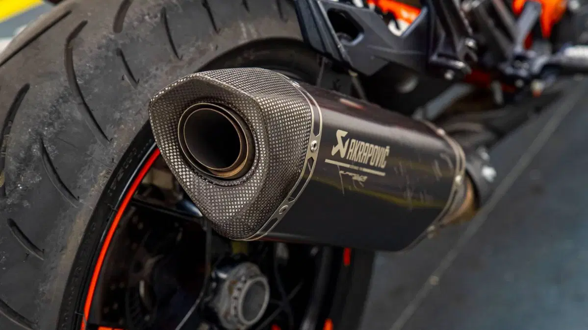 KTM 1290 Super Duke GT ABS (2016 - 18) (17)