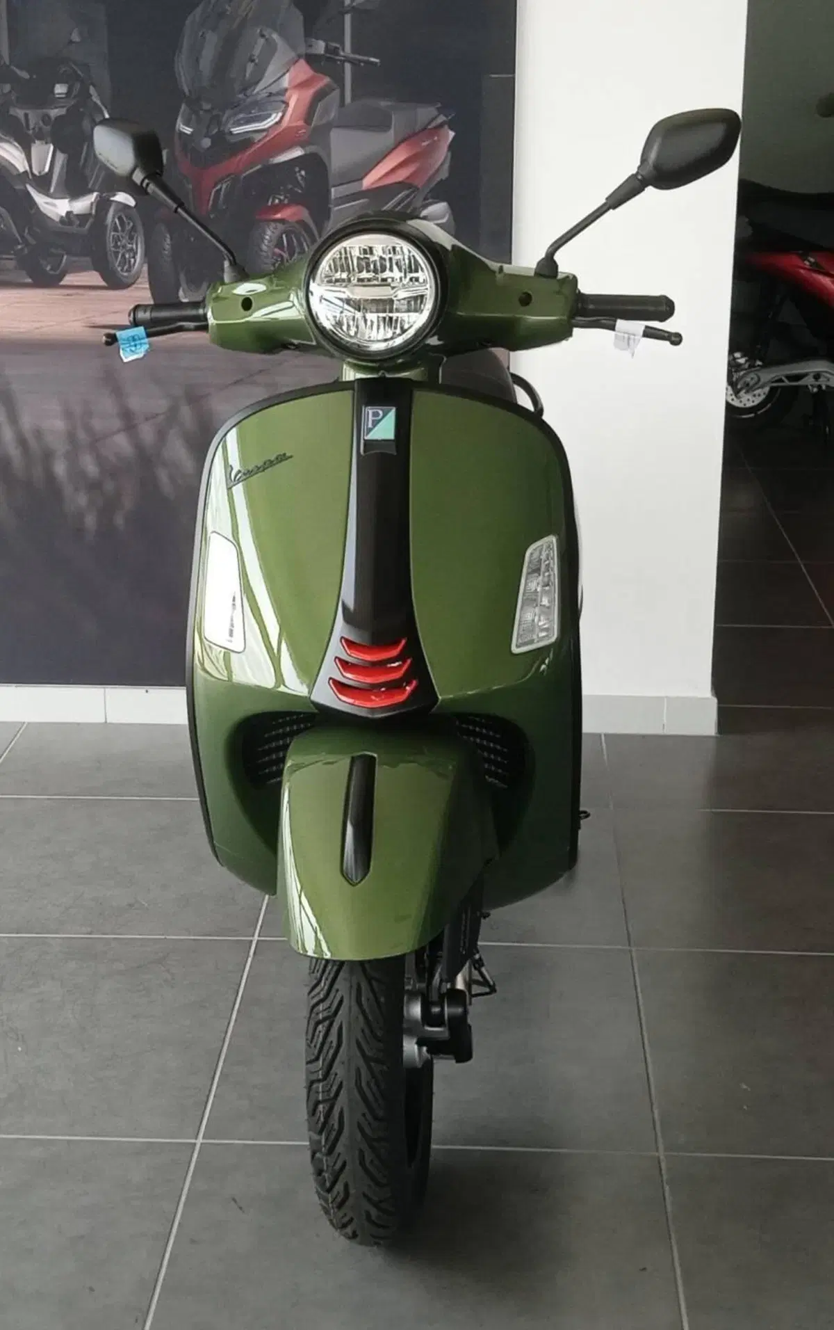 Vespa GTS 310 Supersport (2025 - 26) (2)