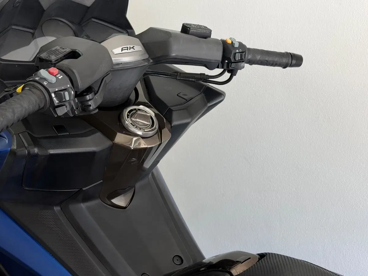 Kymco AK 550 (2020) (7)