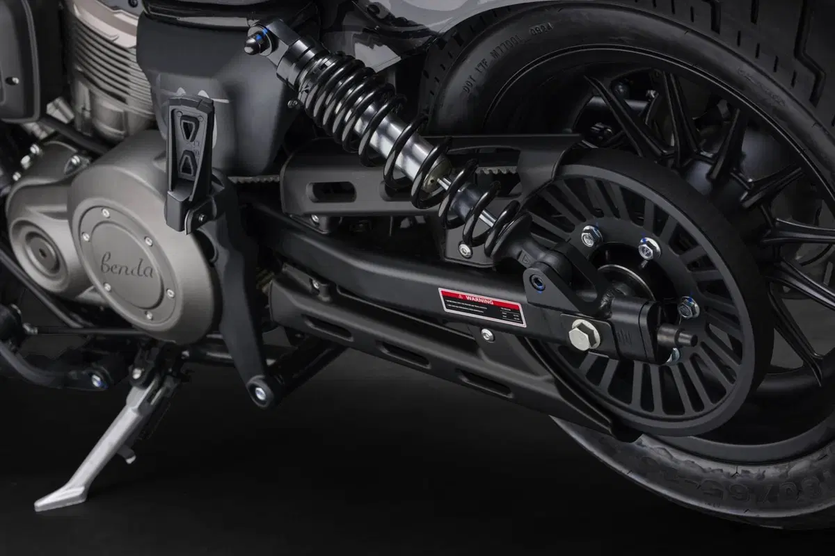 Benda Motorcycles Chinchilla 500 V2 (2025 - 26) (8)