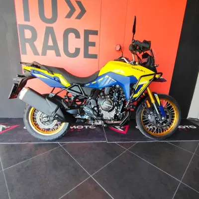 Suzuki V-Strom 800DE (2023 - 24) usata