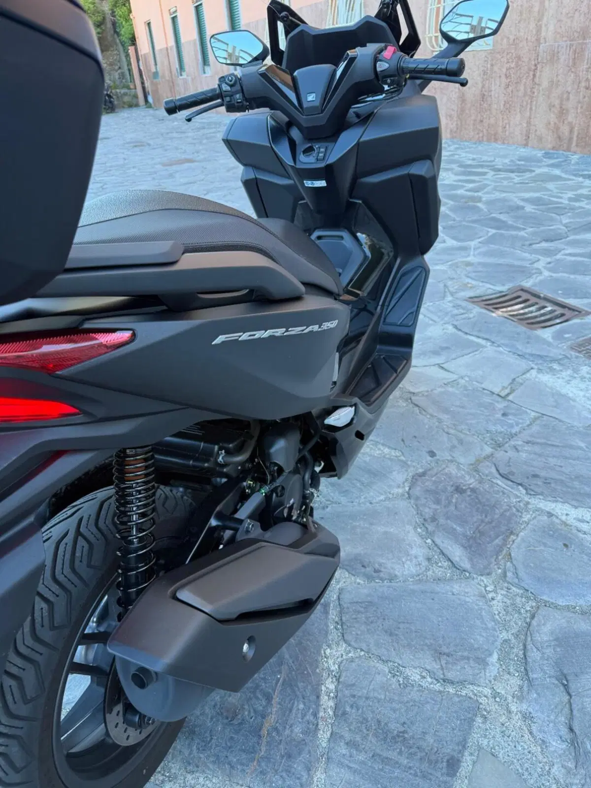 Honda Forza 350 (2025 - 26) (4)